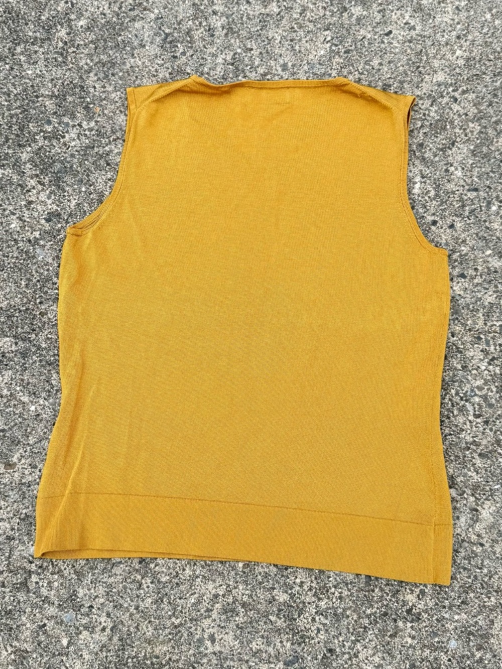 Liz Claiborne Mustard Gold V-Neck Knit Top Silk Feel Size S - Picture 4 of 6